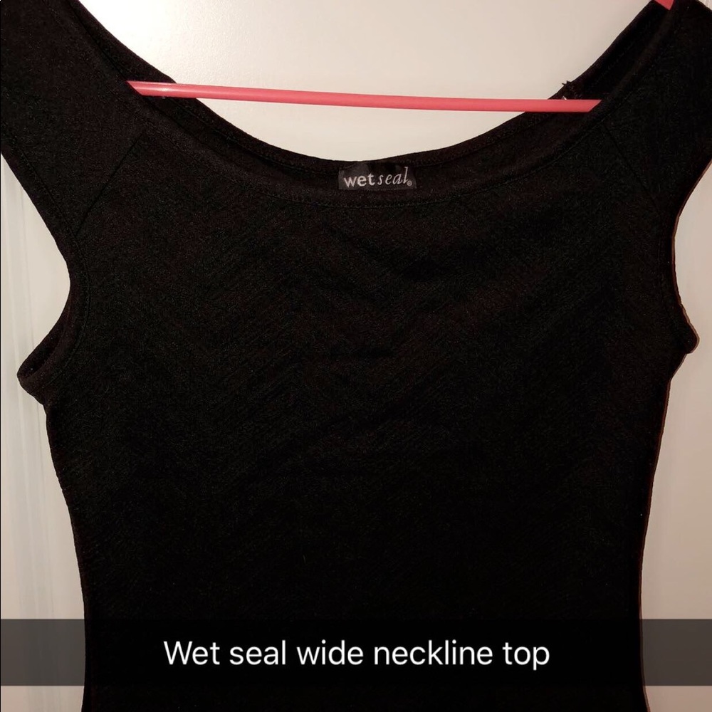 Boat neck top